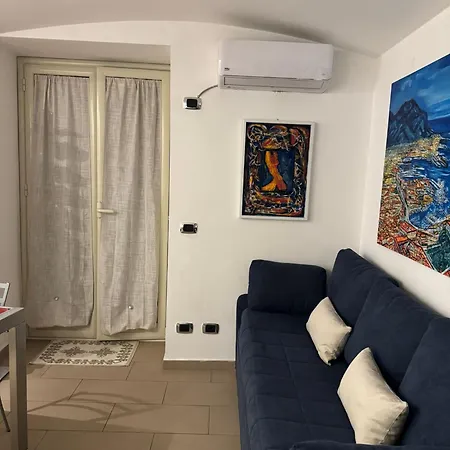 Art Gallery House La Casa Dell'Arte Palermo Exterior photo