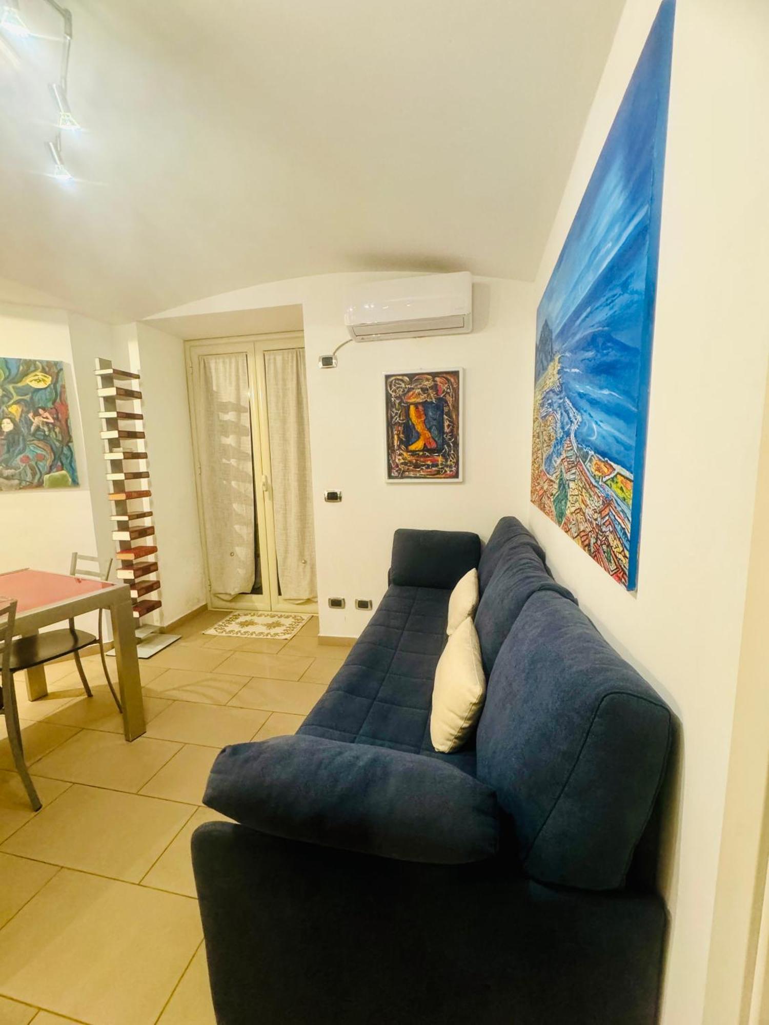 Apartment Art Gallery House La Casa Dell'arte